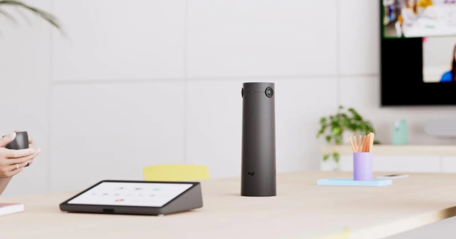 Logitech Sight intelligent tabletop companion camera